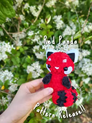 Red Panda Pattern