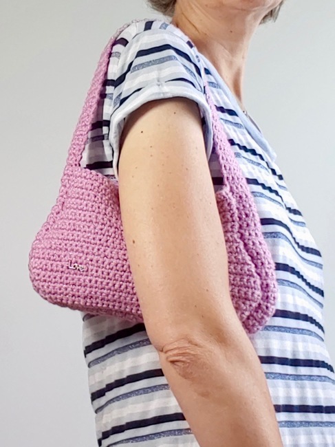 FREE Iconic baguette bag: Crochet pattern