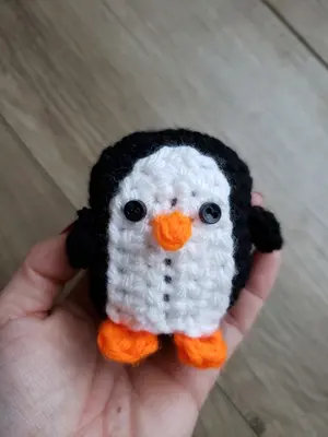 Little Yarn Friends: Penguin