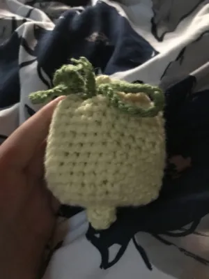 Lemon drawstring pouch