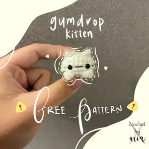 gumdrop kitten :D