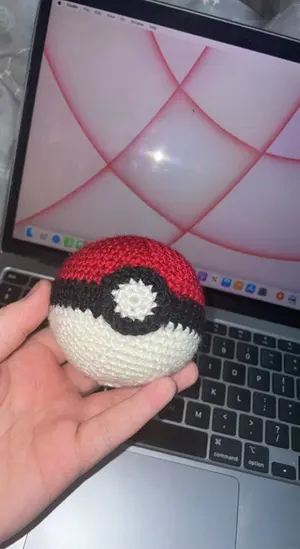 Pokeball Amigurumi PATTERN