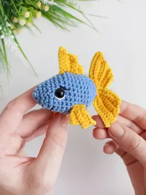 Crochet fish pattern, easy crochet small amigurumi fish