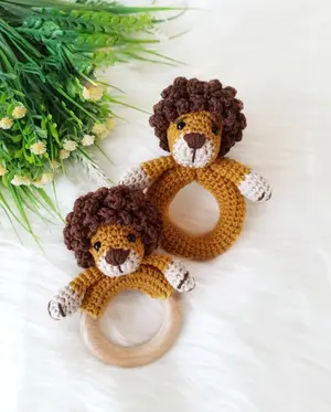 Lion baby rattle crochet pattern, amigurumi lion pattern
