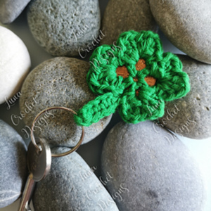 Crochet Four Leaf Clover Keychain  Crochet clover, Diy crochet, Crochet  patterns