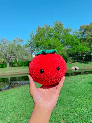 Tomato amigurumi crochet pattern