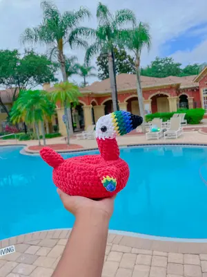 Parrot/Flamingo pool float amigurumi crochet pattern