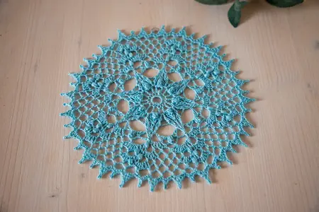 Rosemarie doily