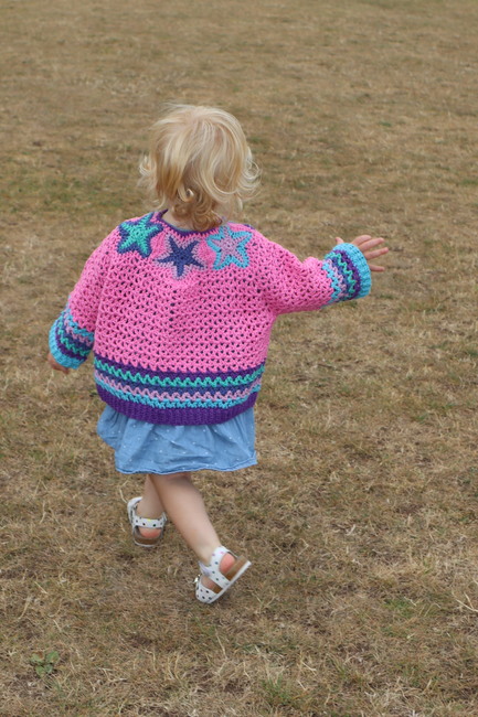 Super Star Childrens Cardigan: Crochet pattern | Ribblr