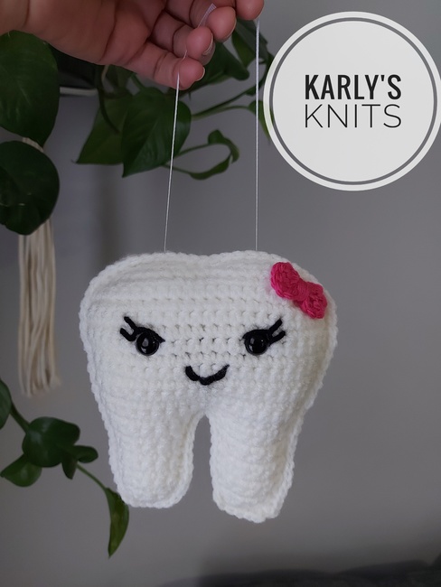 Hanging Tooth Fairy Pillow: Crochet pattern