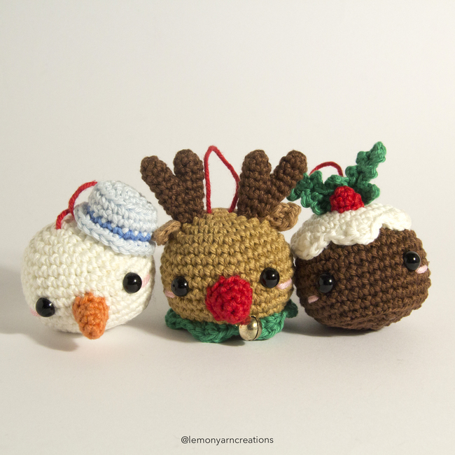 Jolly Baubles: Crochet pattern | Ribblr