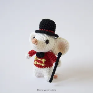 Magnus the ringmaster mouse