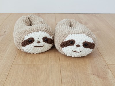 Chunky Sloth Slippers