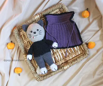 Dracula Cat Crochet Pattern