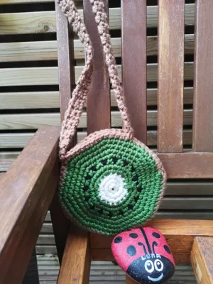 Kiwi fruit slice bag - over the shoulder summer bag