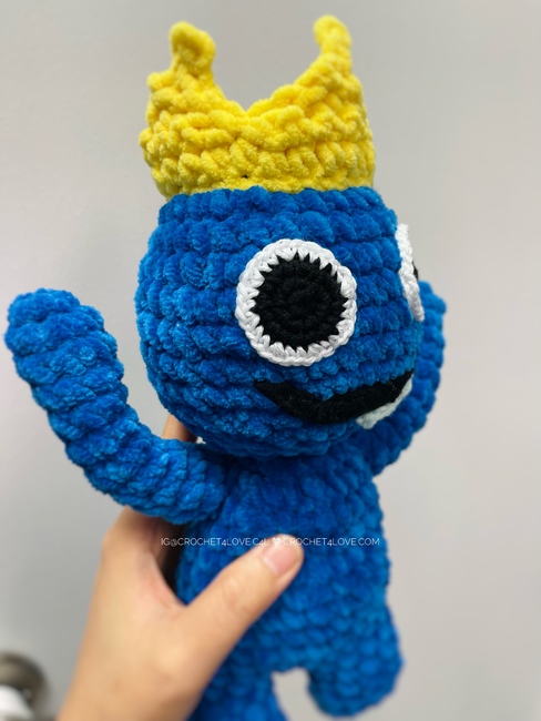 Blue from Rainbow Friends : r/Amigurumi