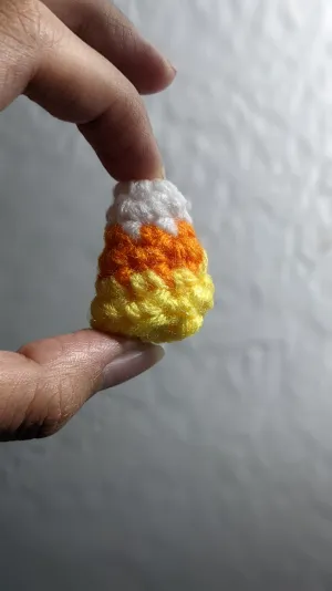 Mini Candy Corn Pattern