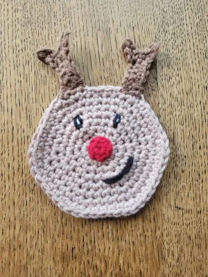 crochet reindeer coaster