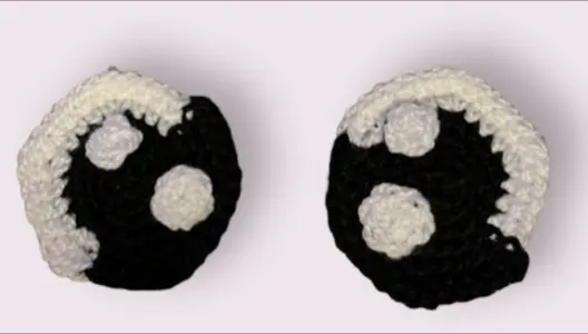 Crochet amigurami eyes