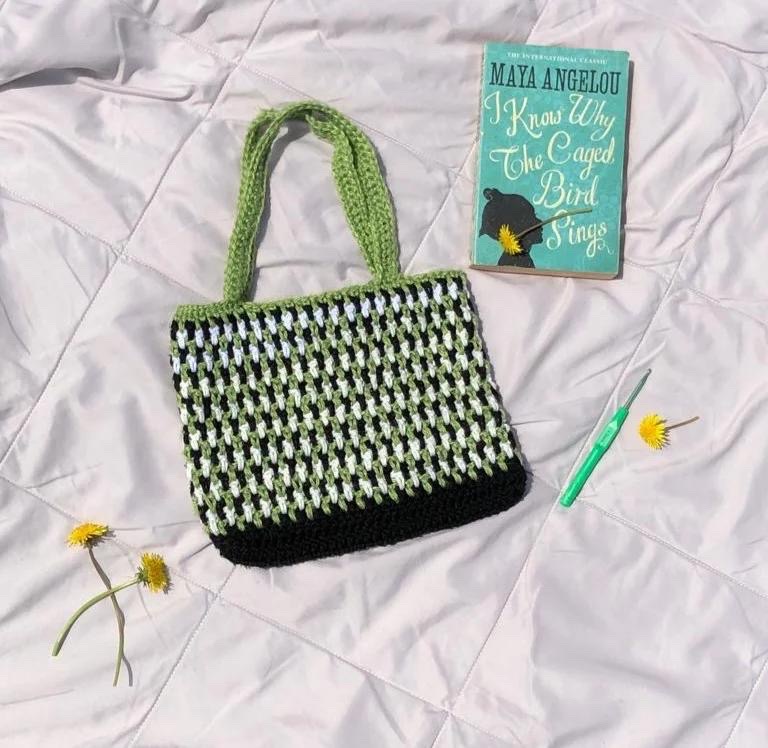 mini crochet tote bag pattern: Crochet pattern Ribblr