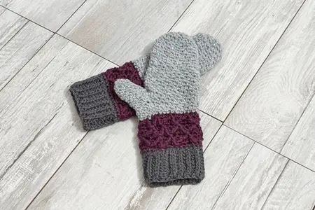 Diamond Trio Mittens