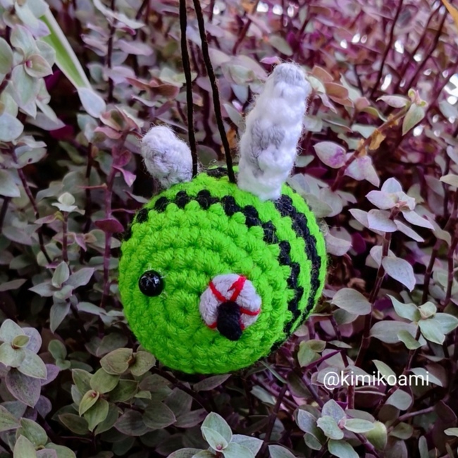 Zombee the zombie bee Crochet pattern Ribblr