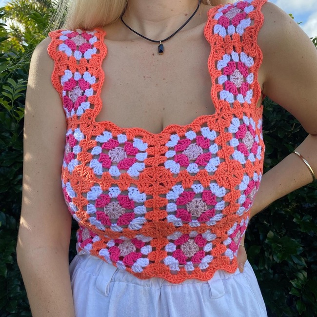 Patch Crop Top: Crochet pattern | Ribblr