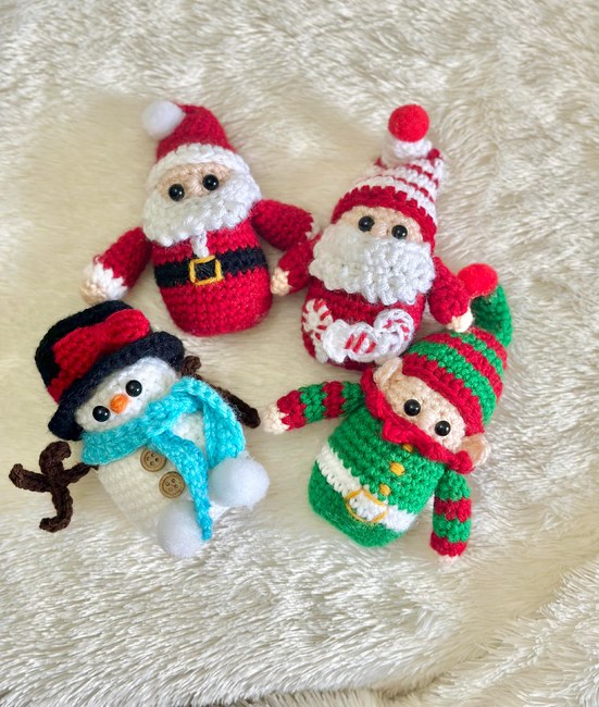 4in1 Christmas Minis Ornament: Crochet pattern | Ribblr