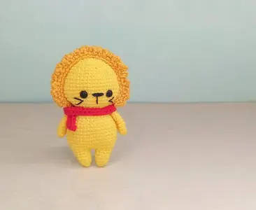 Amigurumi lion