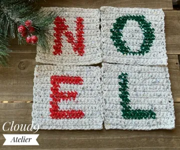 Noel Mug Rug