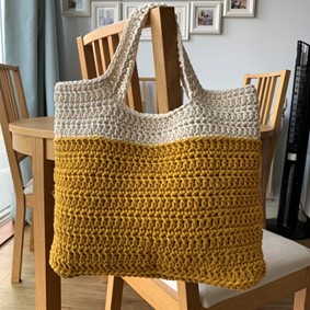 Spring Market Crochet Tote: Crochet pattern | Ribblr