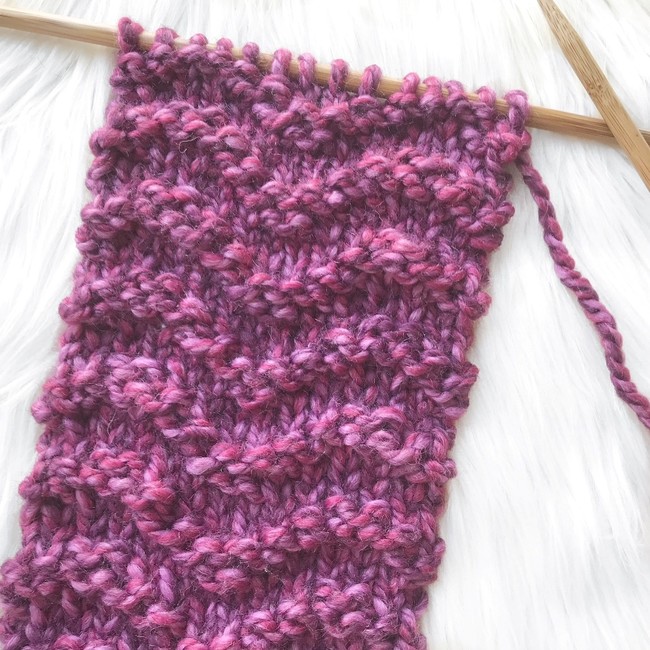 Zig Zag Chunky Knit Scarf: Knitting pattern | Ribblr