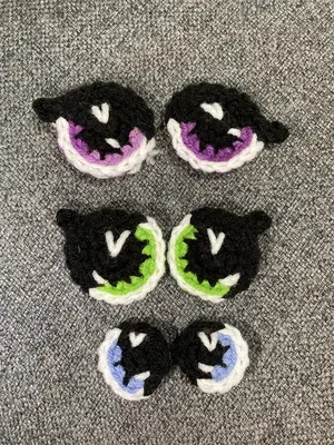 round crochet eyes