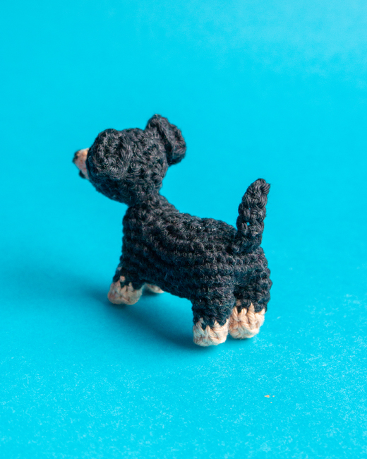 Ditmar the Dachshund: Crochet pattern