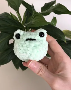 Crochet frog plushie