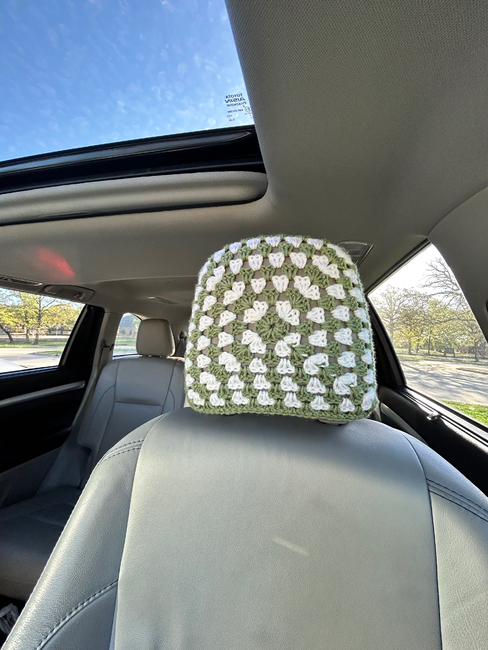 FREE car headrest cover: Crochet pattern