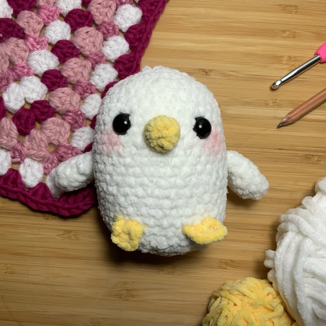 Bella the baby bird: Crochet pattern | Ribblr