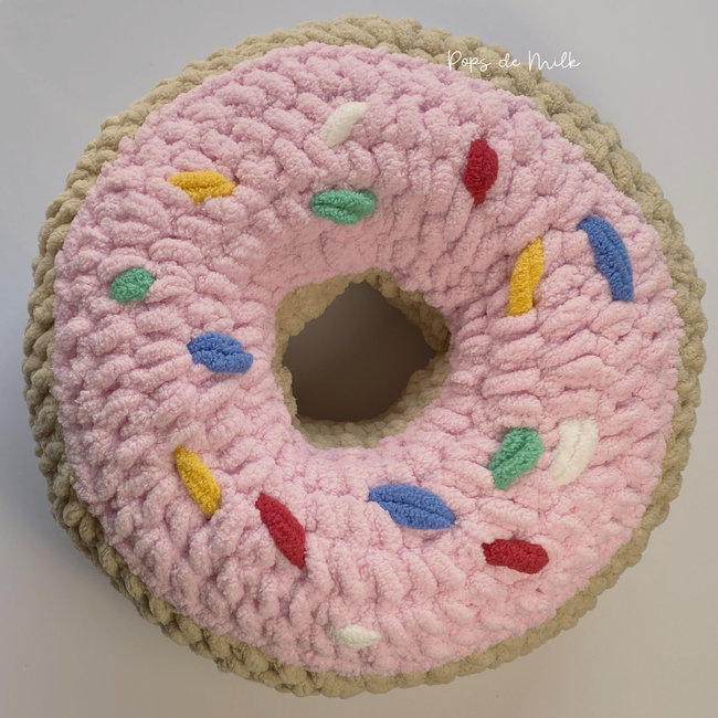 Donut Pillow Crochet Pattern: Crochet pattern