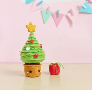 Crochet Christmas tree