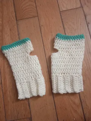 Fingerless Gloves