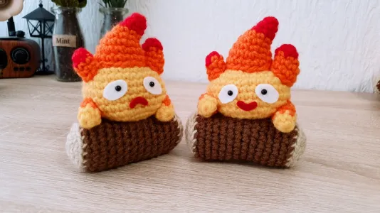 Calcifer on a log Amigurumi