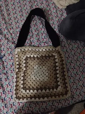 Granny square tote bag