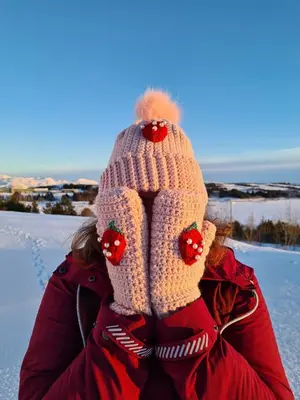 Strawberry beanie and mittens