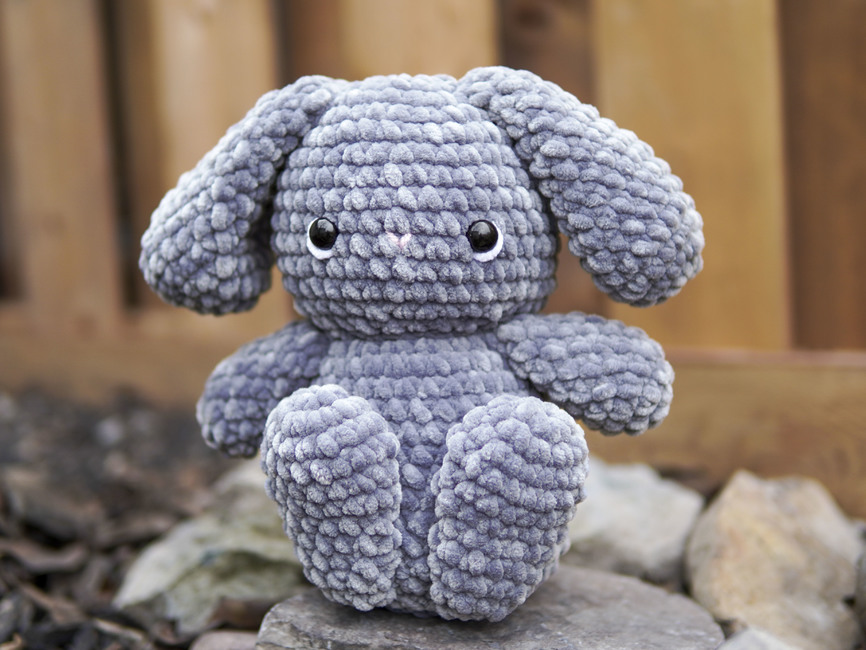 Cute Crochet Chenille Bunny Amigurumi Free Pattern – Amigurumi
