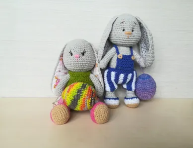 Crochet pattern Easter Bunny with Egg