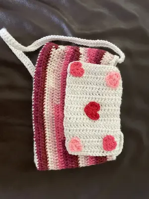 Heart Messanger Bag (Customizable)