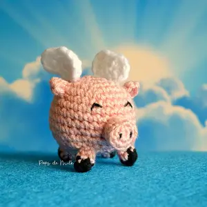 Flying Pig Amigurumi Crochet Pattern