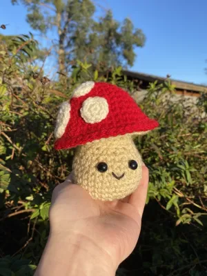 Mushroom Plushie - Mushy the Plushie