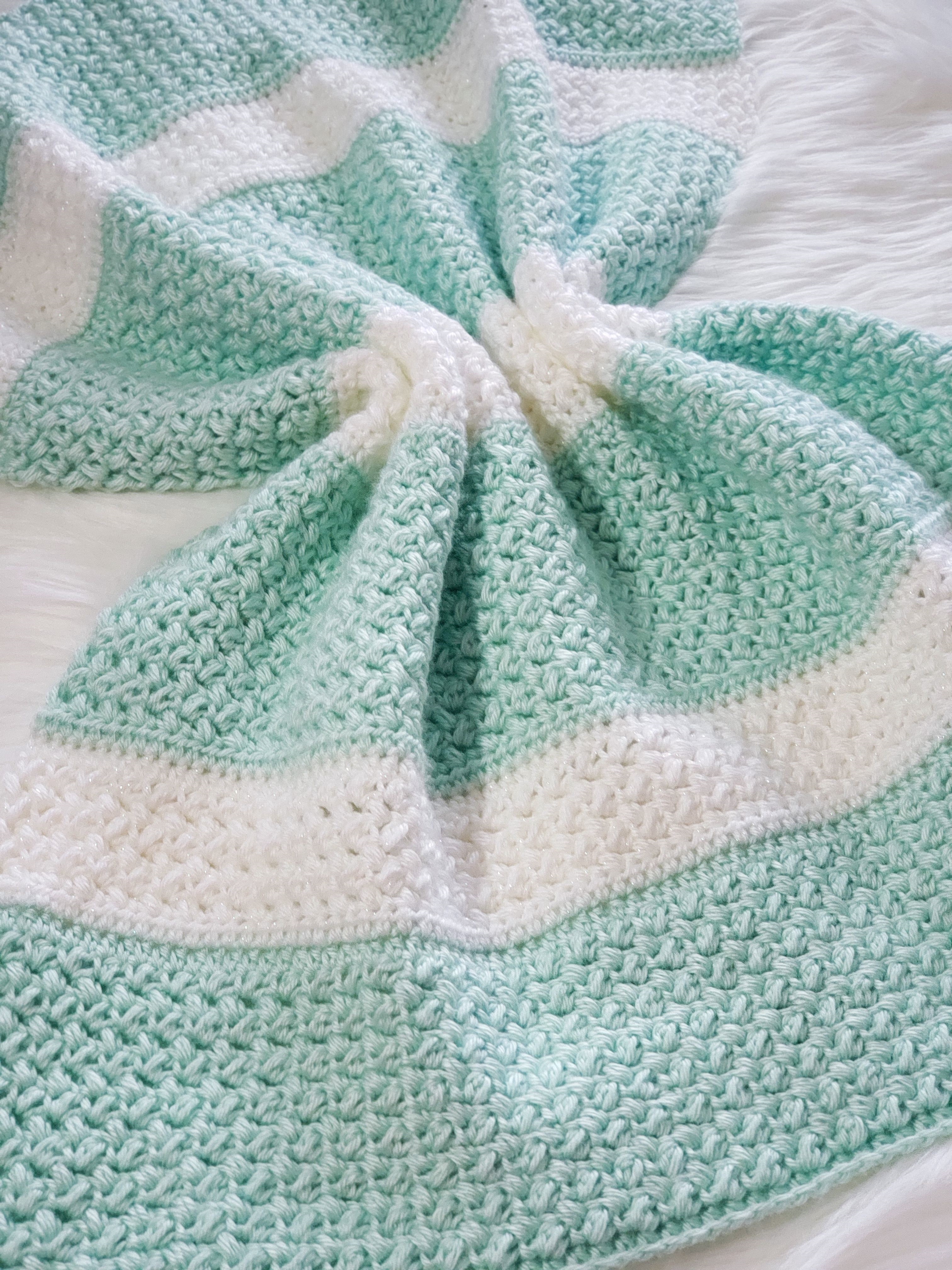 Sweet Snuggles Ribbed Blanket: Crochet pattern