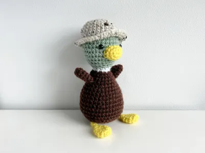 Crochet Duck With A Hat Pattern